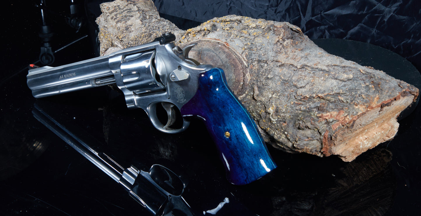 Smith & Wesson N-Frame Round Butt Grips – Maple, Lacquer Finish