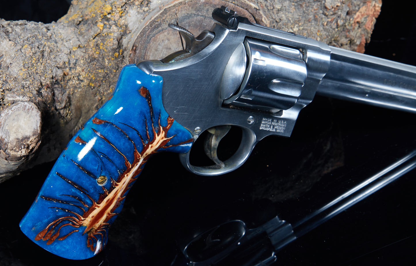 Smith & Wesson N-Frame Round Butt Grips – Pinecone & Epoxy, Lacquer Finish