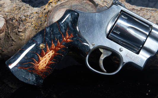 Smith & Wesson N-Frame Round Butt Grips – Pinecone & Epoxy, Lacquer Finish