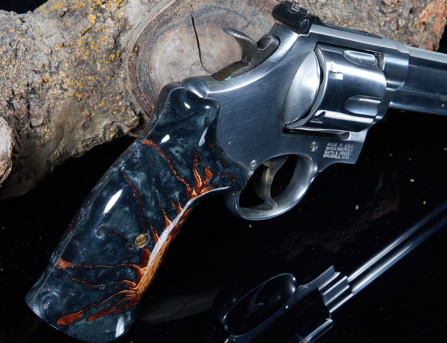 Smith & Wesson N-Frame Round Butt Grips – Pinecone & Epoxy, Lacquer Finish