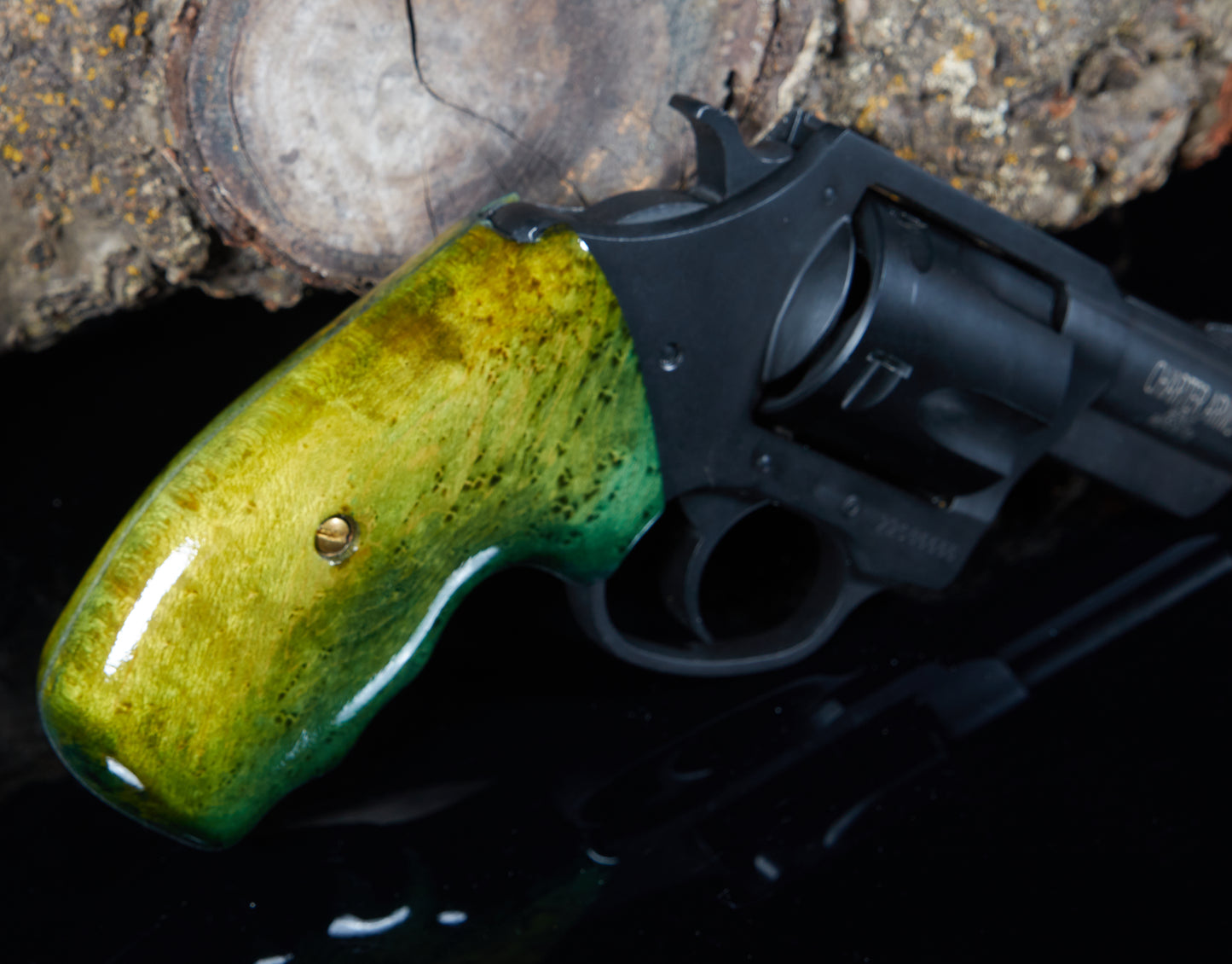 Charter Arms Revolver Grips – Birds-Eye Maple (Closed Frame, Lacquer Finish)