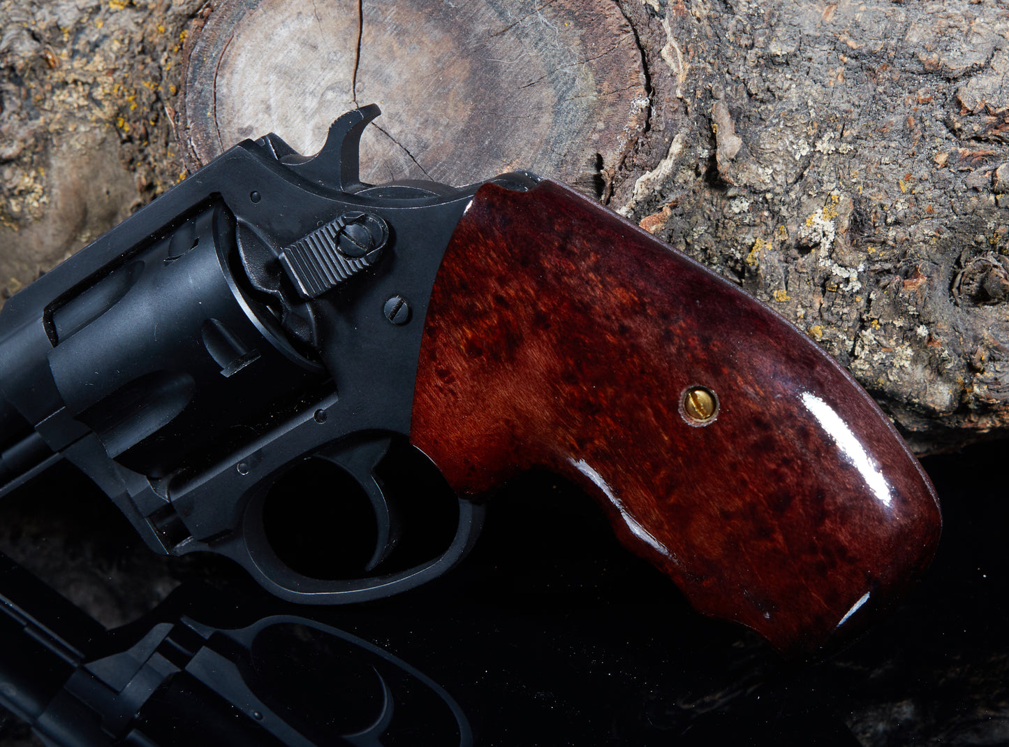 Charter Arms Revolver Grips – Birds-Eye Maple (Closed Frame, Lacquer Finish)