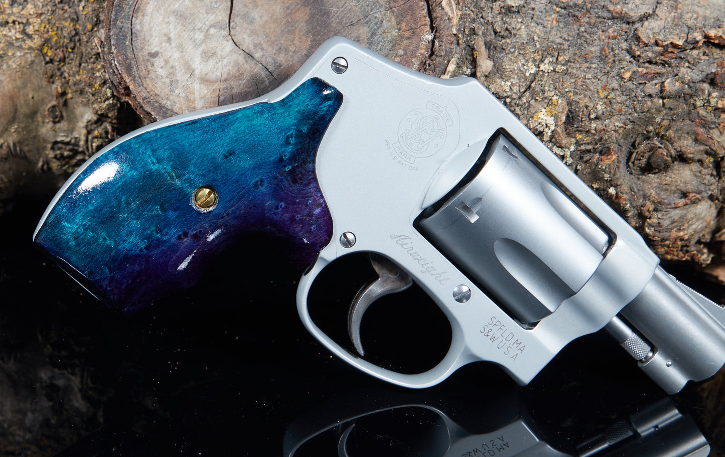 Smith & Wesson J-Frame Boot Grips – Lightly Figured Birds-Eye Maple, Lacquer Finish (Open Back)
