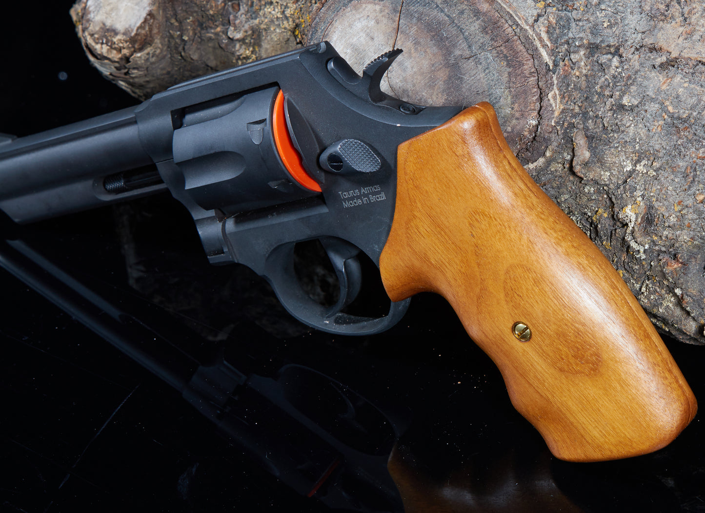 Taurus Medium Frame Revolver Grips – Walnut, Tung Oil Finish (Square Butt)