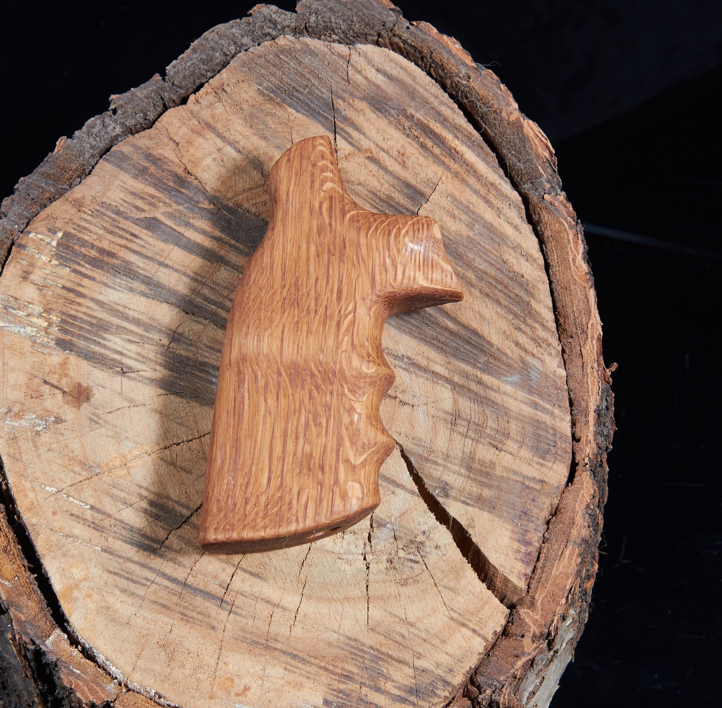 Smith & Wesson X-Frame .460 & .500 Magnum Grips – Quarter-Sawn Oak, Tung Oil Finish