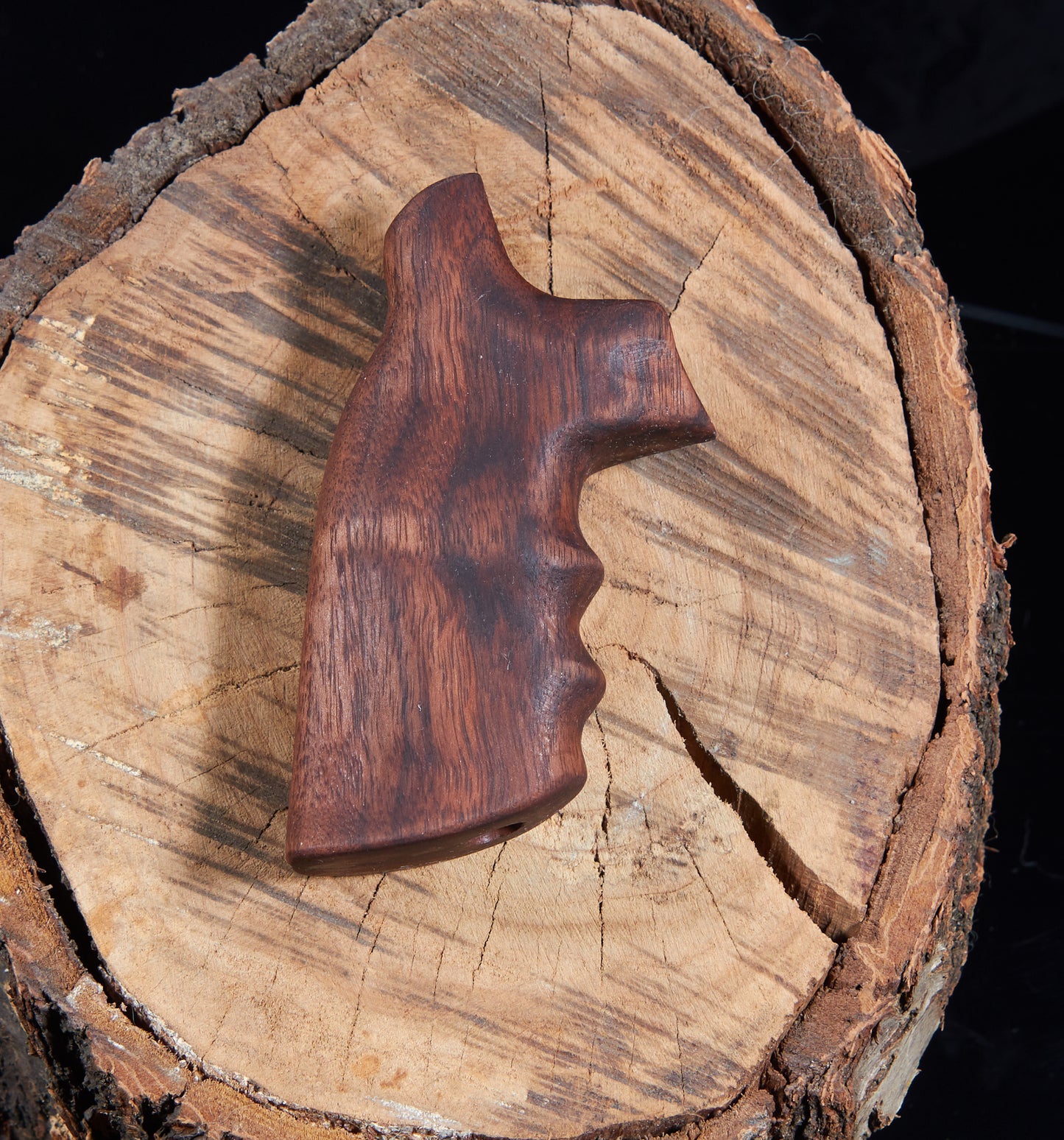 Smith & Wesson X-Frame 460 & 500 Magnum Grips –Walnut With Tung Oilf Finish