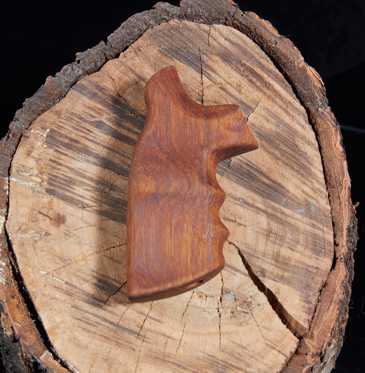 Smith & Wesson X-Frame .460 & .500 Magnum Grips – Cherry, Tung Oil Finish