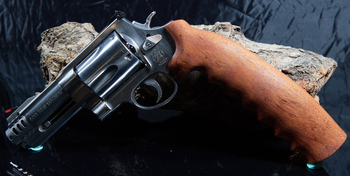 Smith & Wesson X-Frame .460 & .500 Magnum Double-Hand Revolver Grip – Cherry, Tung Oil Finish