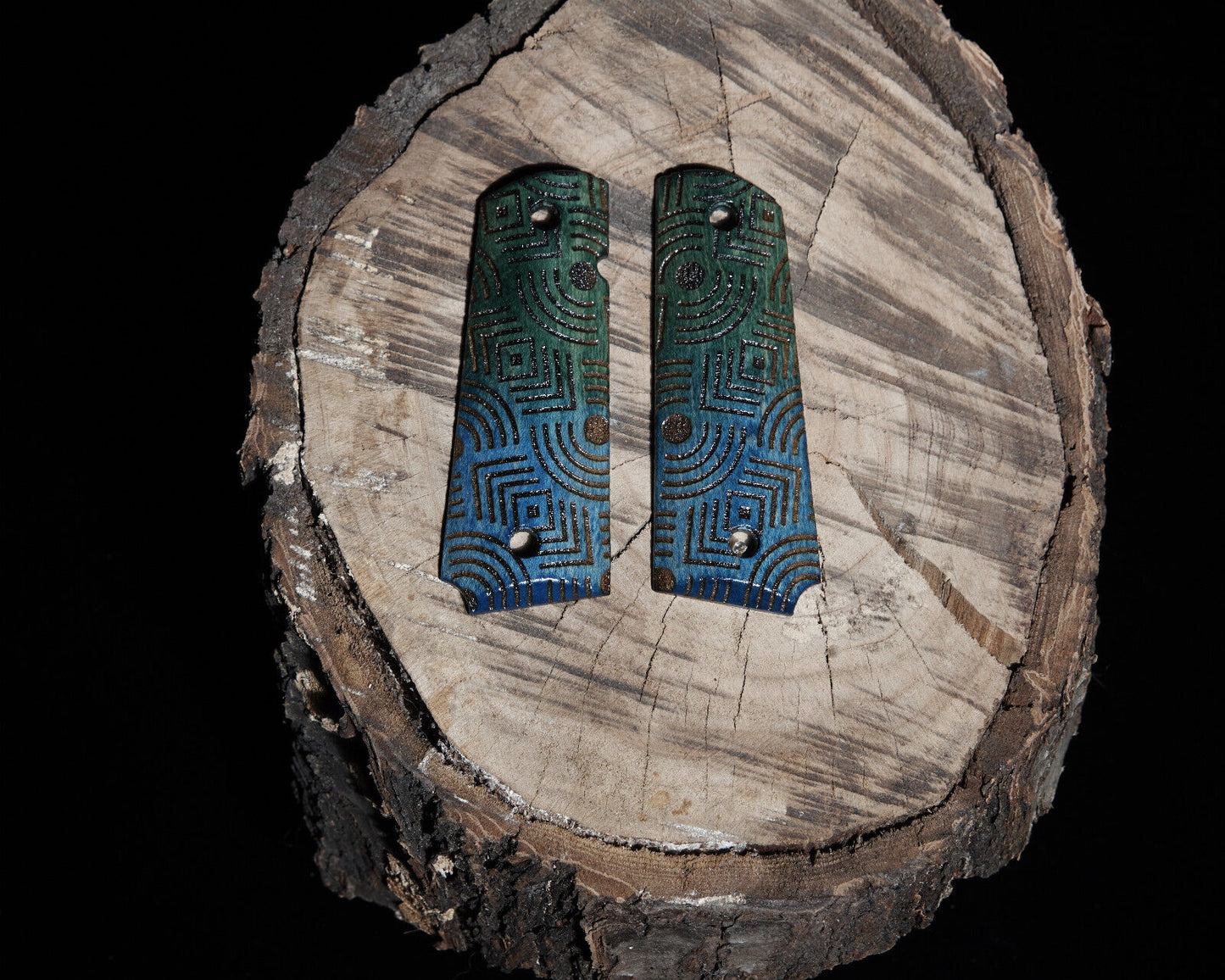 1911 grips Maple wood with laser etched pattern. Green faded to Blue