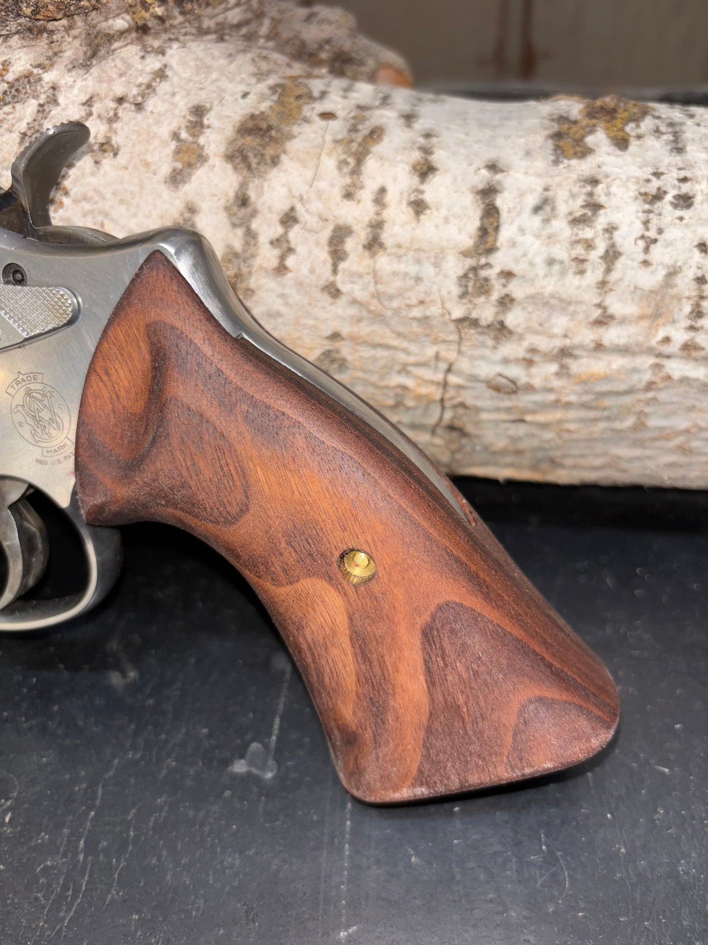 Made to order Smith &amp; Wesson N-Frame Grips – Round Butt Fit, Square-Butt Feel — Walnut (Oiled)