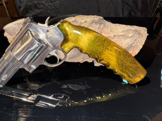NEW Patent-Pending Double-Handed Revolver Grip for S&W X-Frame (.460 &amp; .500 Magnum)